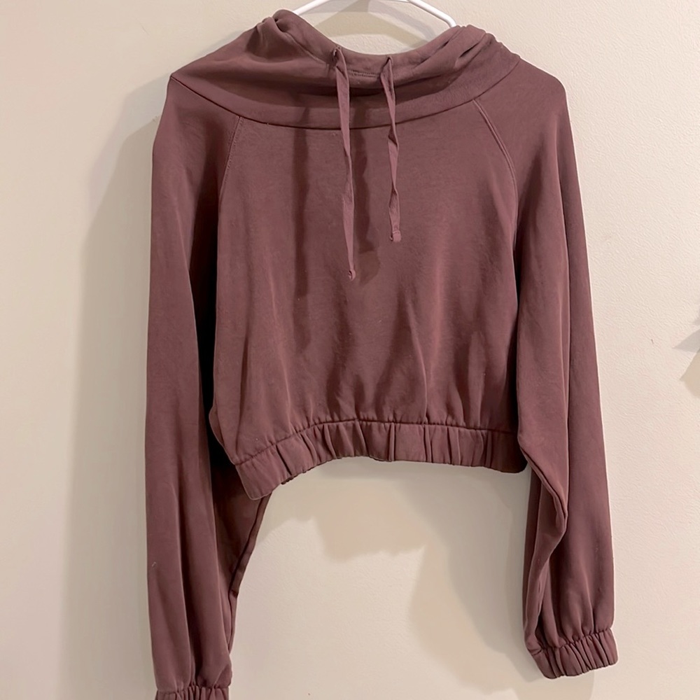 Aerapostle cropped hoodie, closet basic, lightweight hoodie size XS